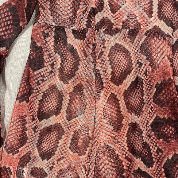 Mesh snake print long sleeve jumpsuit ! - Picture 3 of 4